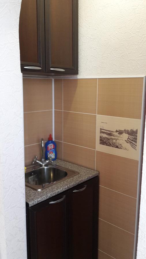Mini Hotel Na Aiaaira Suchumi Zewnętrze zdjęcie